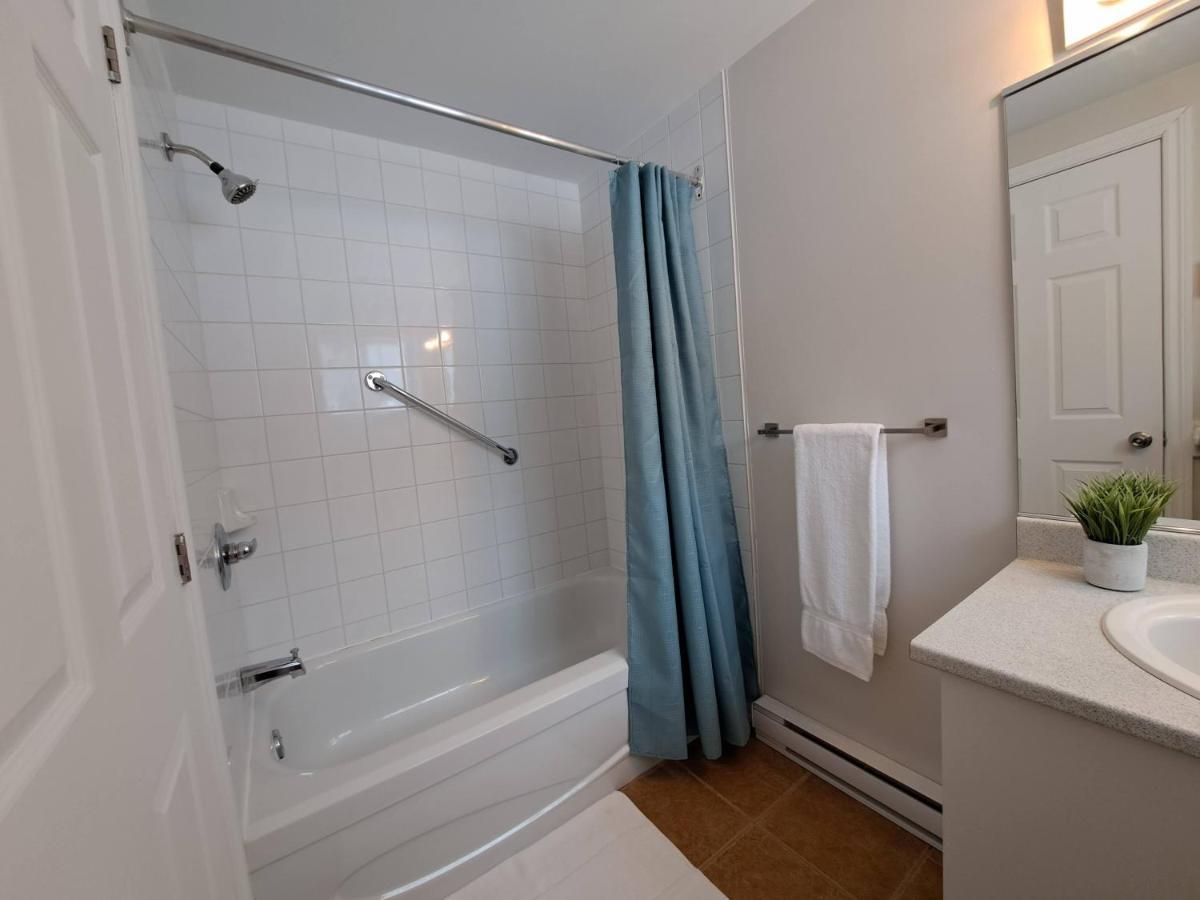 Apartament Habitations Zenith Sainte-Anne-de-Beaupré Zewnętrze zdjęcie